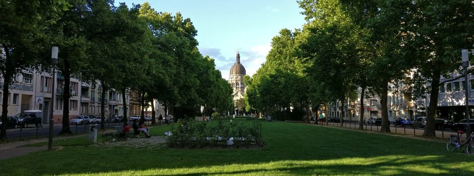 Großeinsatz der Polizei vor der Christuskirche