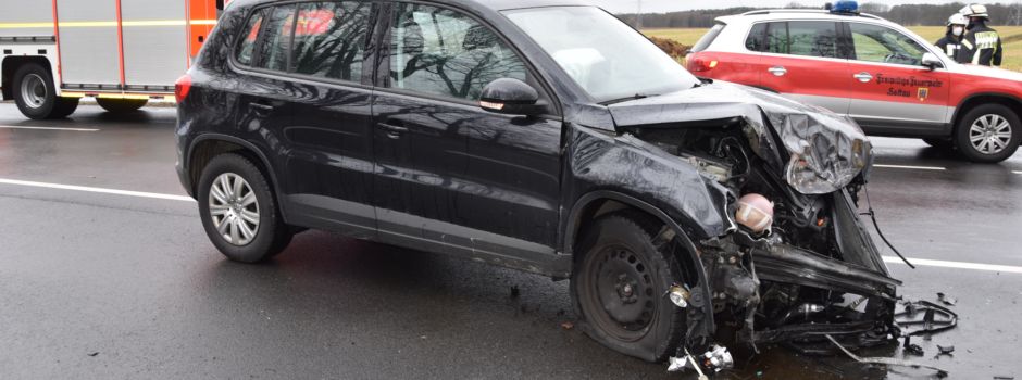 Unfall mit Drehleiterfahrzeug