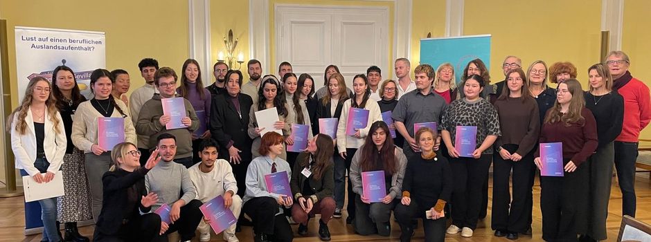 Wiesbaden: Rekordzahl bei Auslandspraktika für Azubis