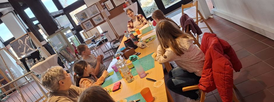 Aktionen im April in „Galerie auf Zeit“