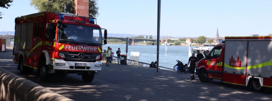 Schwimmer im Rhein von Strömung erfasst – wieder Großeinsatz in Mainz