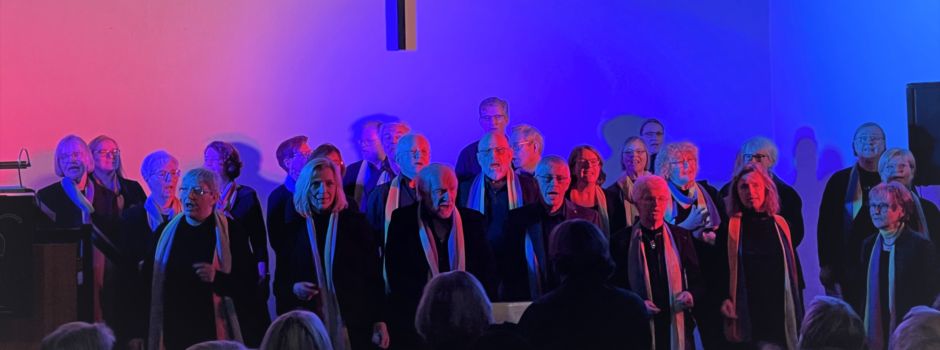 Emotionales Weihnachtskonzert: Mit Tim Edler und dem Rainbow Gospelchor, Herzebrock-Clarholz