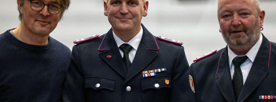 Feierliche Entlassung des alten 
und Vereidigung des neuen 
Wehrführers der 
Wenningstedter Feuerwehr 