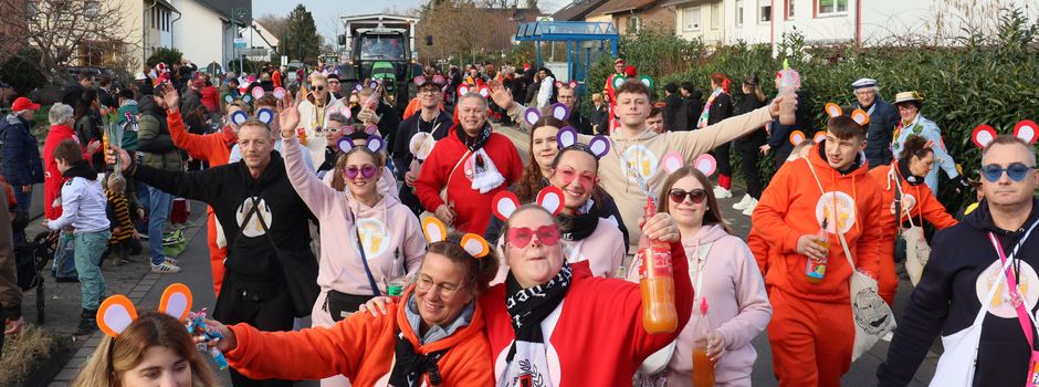 Impressionen vom Niederkasseler Rosenmontagszug