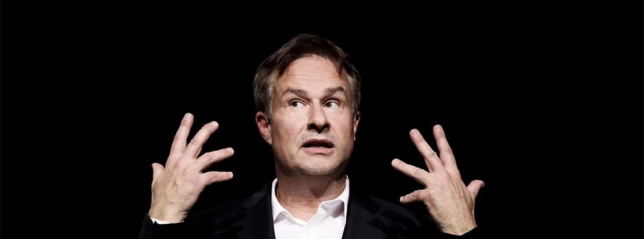 Kabarett, Klavier und klare Kante: Lars Reichow präsentiert sein „Wunschkonzert“ in Dexheim