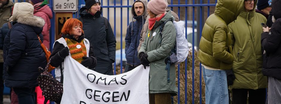 „Omas gegen Rechts“ rufen zu Demo in Mainz auf
