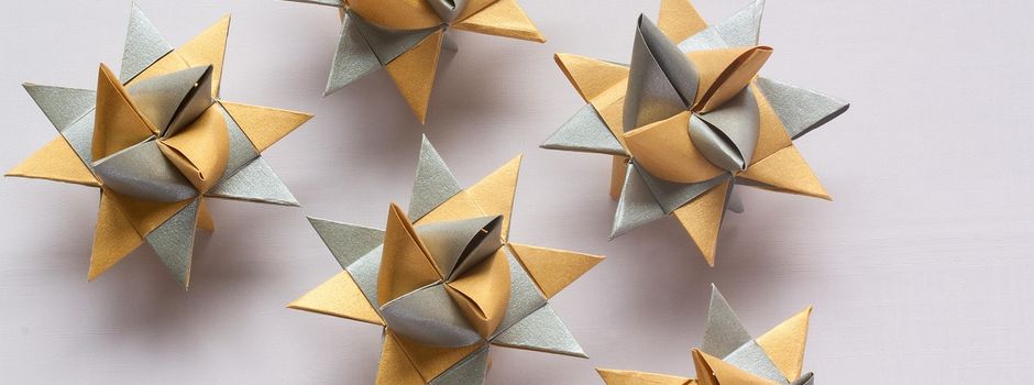 Sternebasteln zum Advent