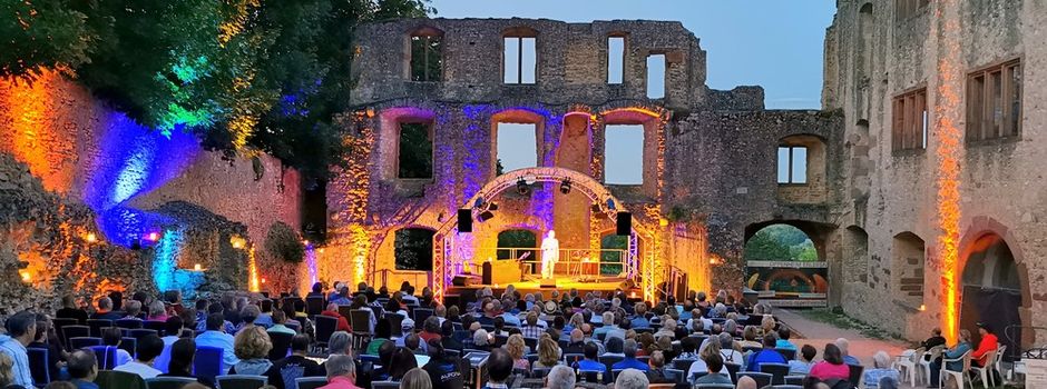 Vorverkauf gestartet: Von Tobias Mann bis Street Food – Oppenheims Kulturjahr 2026