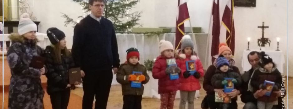 Weihnachtspäckchen für die Region Valmiera in Lettland