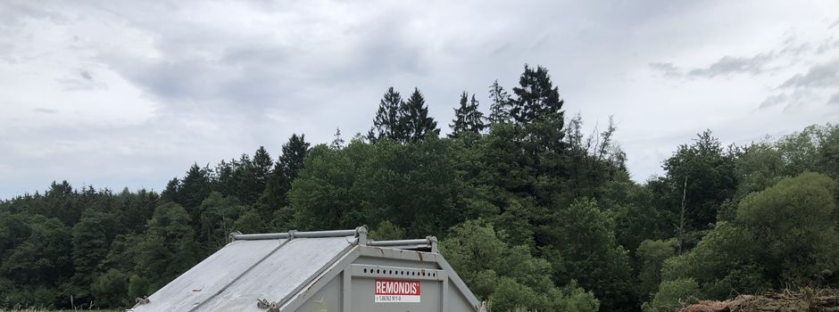 Ankündigung Abholung Container Rasenschnitt