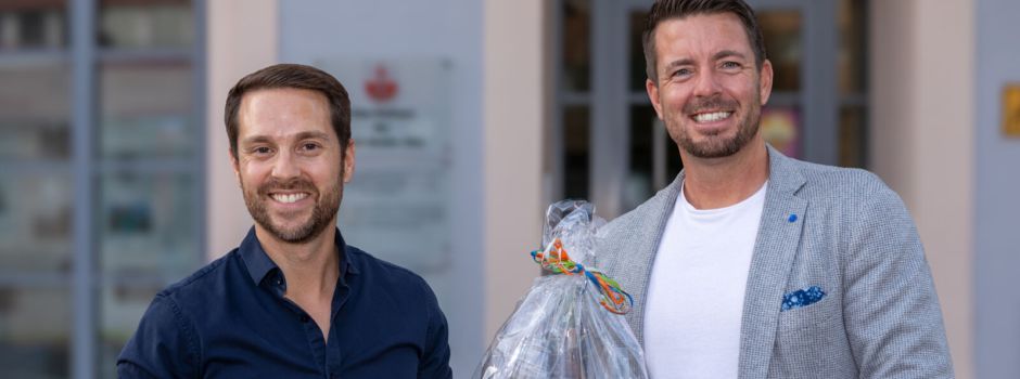 Bundesverdienstkreuz für „MrWissen2go“:  Nieder-Olmer Bürgermeister gratuliert