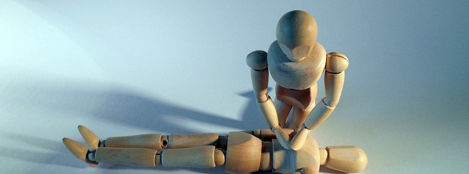 Einführung Nutzung Defillibrator am DGH in Rittersheim