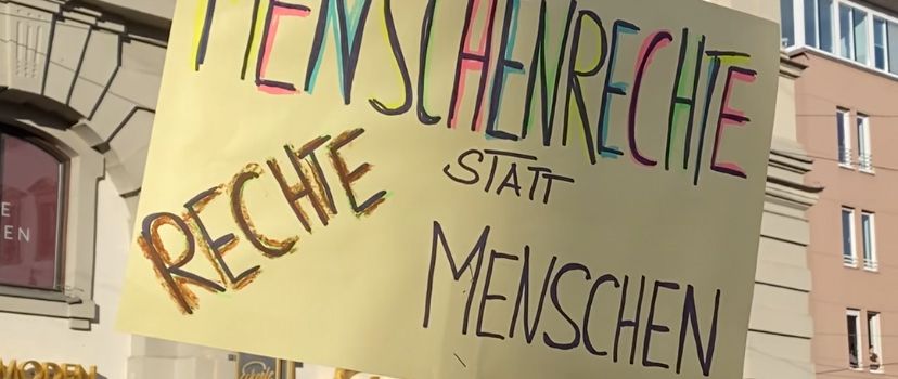 Polizei verwüstet linkes Zentrum „Die Ganze Bäckerei“ in Augsburg