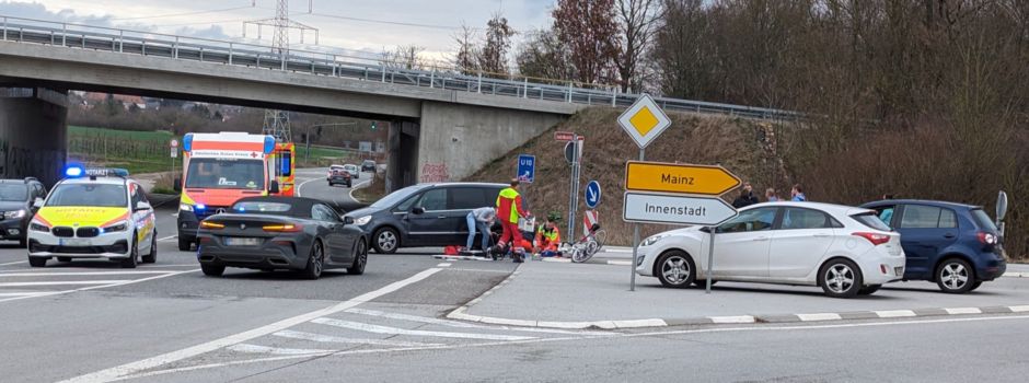 Fahrradfahrer bei Unfall schwer verletzt