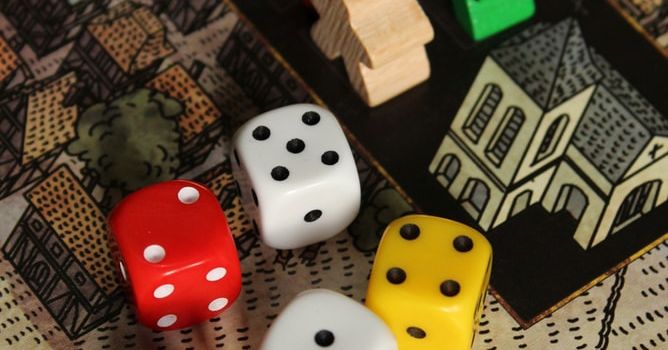 Oldschool Klassiker und neue Ideen für den perfekten Spieleabend