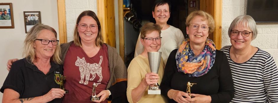 1. Rott erringt den Pokal