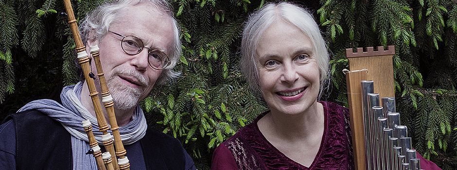 Lieder und Tänze mit Pfeifen und Zungen