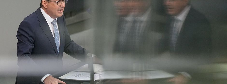 Abschuss von Drohnen? Dobrindt plant Gesetzesreform