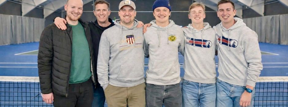 Kreismeister! 2. Herren des TC Herzebrock feiert den Titel und den Aufstieg