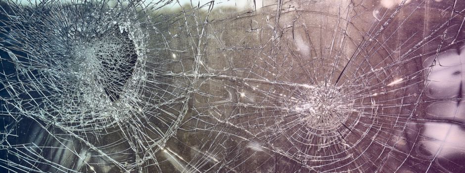 Unbekannte brechen in Edeka-Markt ein und flüchten zu Fuß