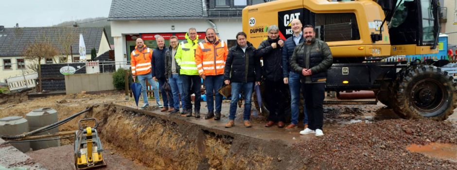 Die Manderner Schulstraße