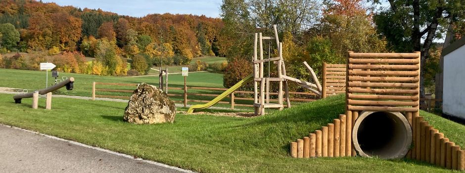 Erster Kinderspielplatz in Schwend eröffnet
