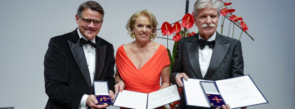 Wiesbadener Ehepaar erhält Bundesverdienstkreuz