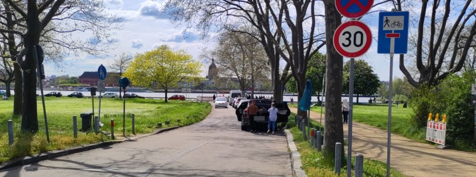 Nach Monaten: Schranke am Rheinufer in Kastel soll jetzt schließen