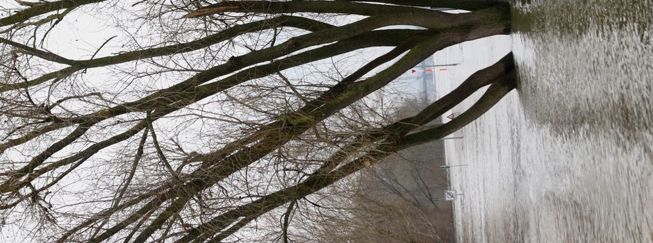 Adventhochwasser in Niederkassel: Land unter an Rhein und Nebenflüssen