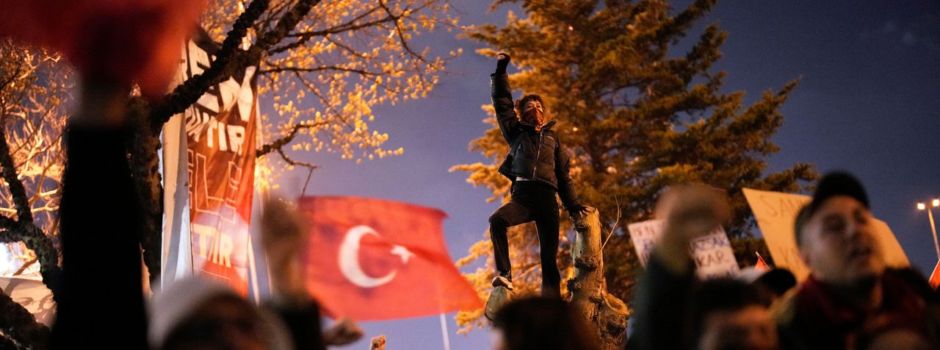 Nach Imamoglu-Festnahme – Zusammenstöße bei Demos in Türkei