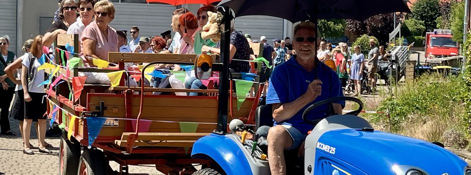 Dorffest in Uehrde: Wenn der Trecker zum VIP-Shuttle wird...