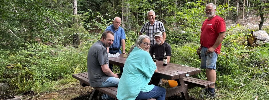 Bank „Josef“ aufgestellt