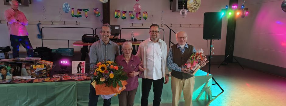 Dedenbacher Seniorentag: Oldie-Disco sorgt für beste Stimmung