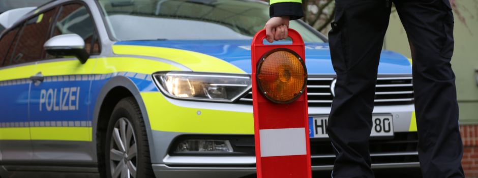 In den Gegenverkehr geraten - drei Verletzte