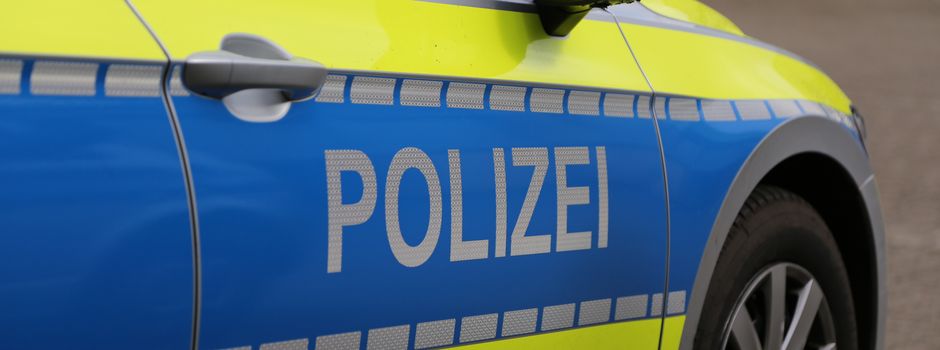 Unbekannte stiehlt einem 78-jährigen Rollstuhlfahrer die Halskette