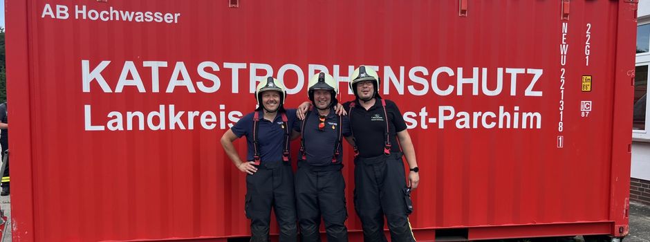 Drei neue Maschinisten und ein neuer Atemschutzgeräteträger für die Feuerwehr Pinnow