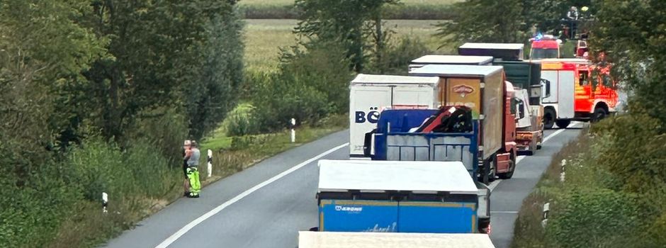 Verkehrsunfall mit einer schwer verletzten Person auf der B64