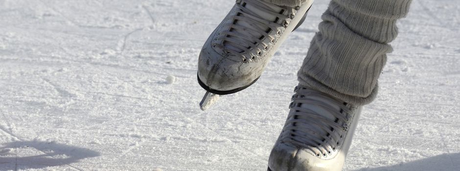 Eis am Kö - Schlittschuhlaufen und Party