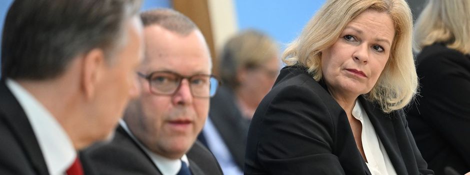 Innenminister beraten nach Angriff auf Ecke über mehr Schutz