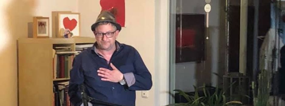 SWR4 besucht mit Live-Musik drei Seniorenheime - Toby Bieker gibt kleine Konzerte