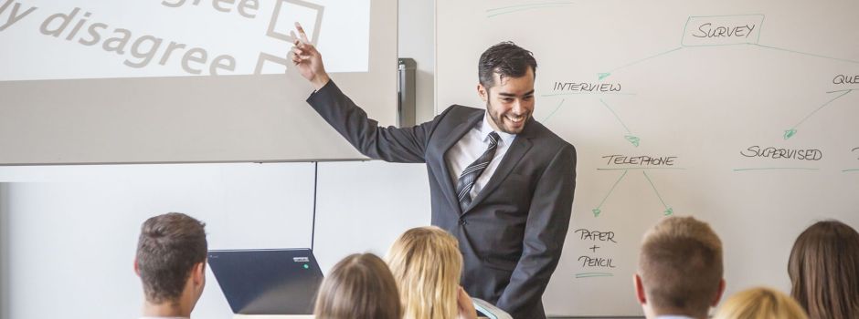 Studium an der IUBH? Das Team aus Augsburg im Kreuzverhör