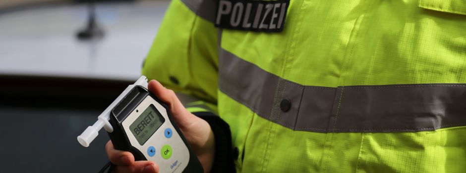Volltrunken mit dem Auto unterwegs