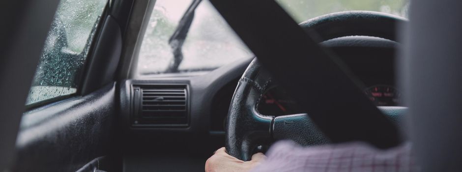 Dieb klaut Pizza-Lieferauto und fährt seelenruhig durch Wiesbaden