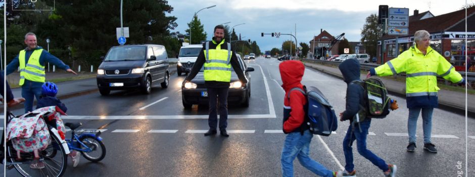 Bürgermeisterkandidaten unterstützen Schülerlotsen