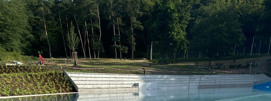 Begeisterung bei der Eröffnung: Waldschwimmbad erneuert und verjüngt