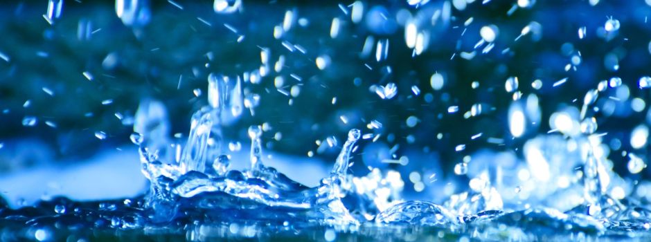 Einsatz in Wiesbadener Schule: Keller steht unter Wasser