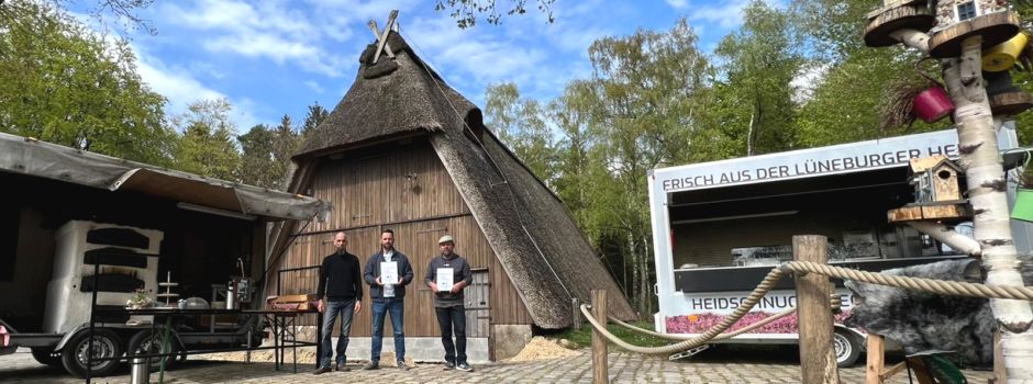 Kulinarisches am Heidegarten: Snacks, Schnucken-Spezialitäten und Getränke