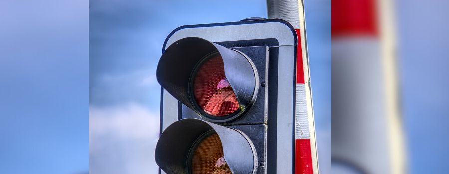 Unbekannte entfernen Bahnschranke in Grünstadt