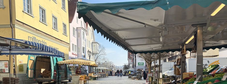 Verlegung des Wochenmarktes im August
