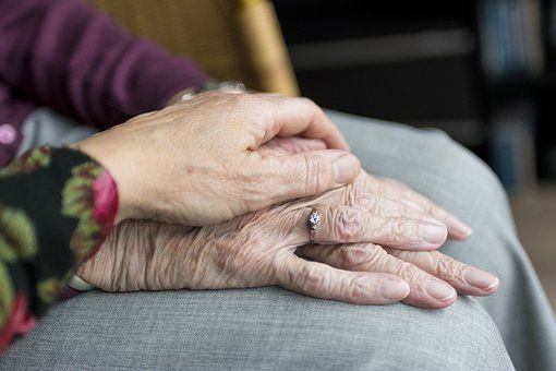 Internationaler Tag der Pflege: Bätzing-Lichtenthäler dankt Pflege­kräften